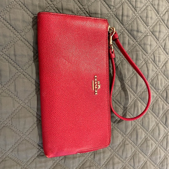 Coach wristlet - Picture 1 of 2